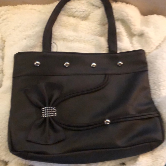 PU Leather Tote. Black with Rhinestone Bow - Picture 4 of 8